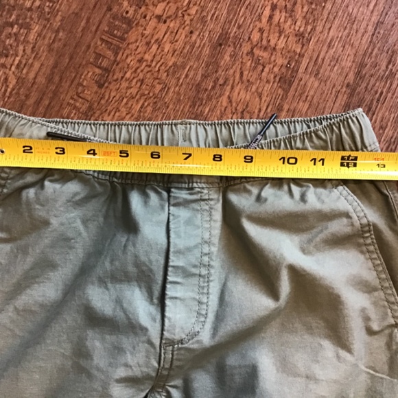 Gap kids boy's khaki chinos with elastic cuff. Like New! - Picture 4 of 5